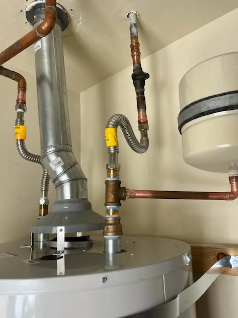 Water heater installation and plumbing repair in Woodsdale Park
